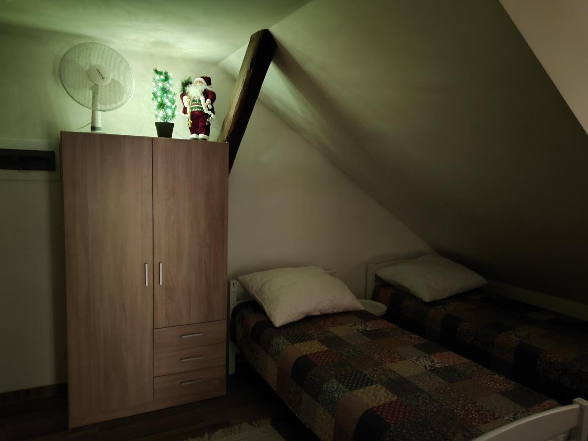 Kralovak Appartement Králŭv Dvŭr Buitenkant foto