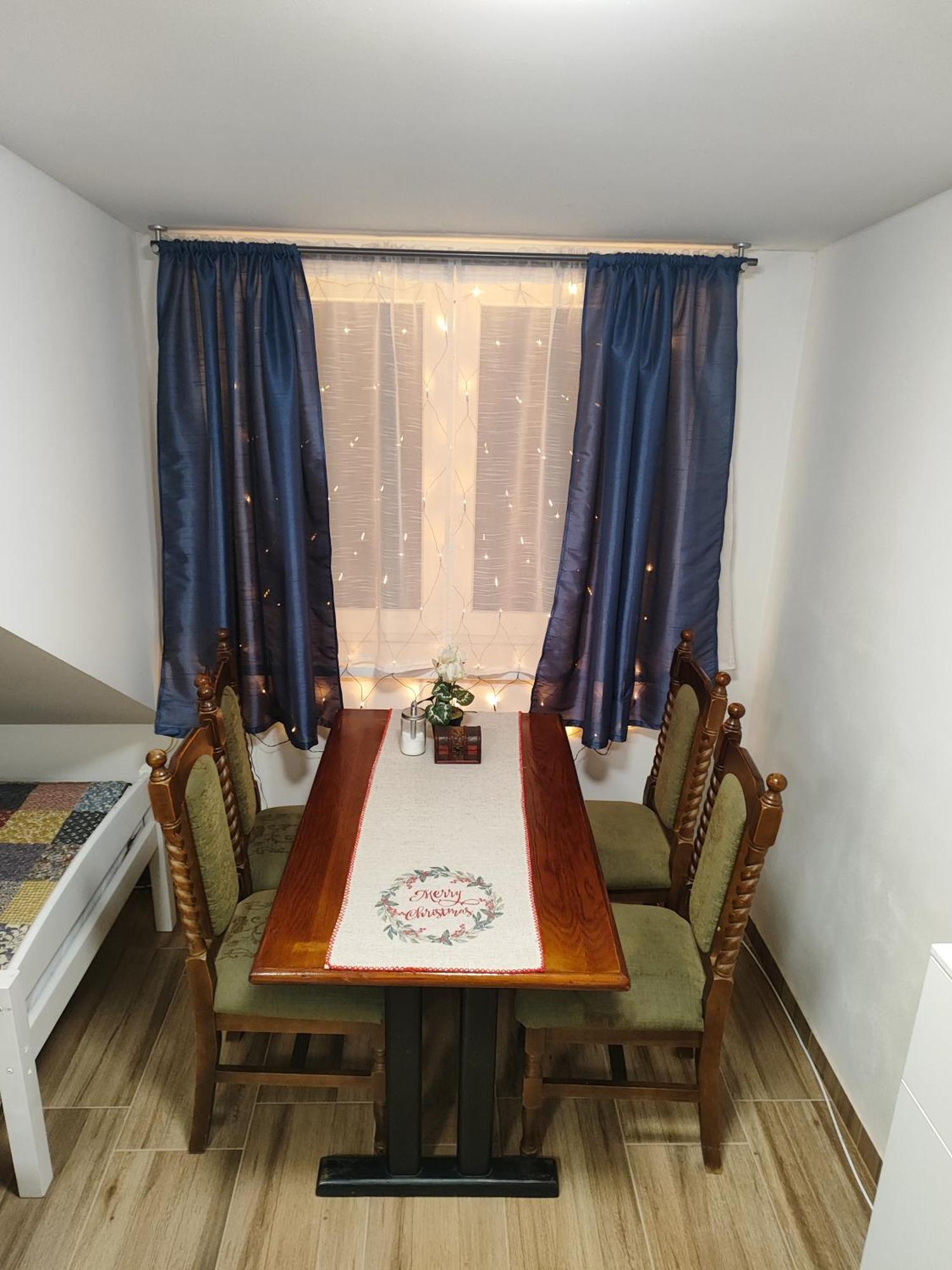 Kralovak Appartement Králŭv Dvŭr Buitenkant foto