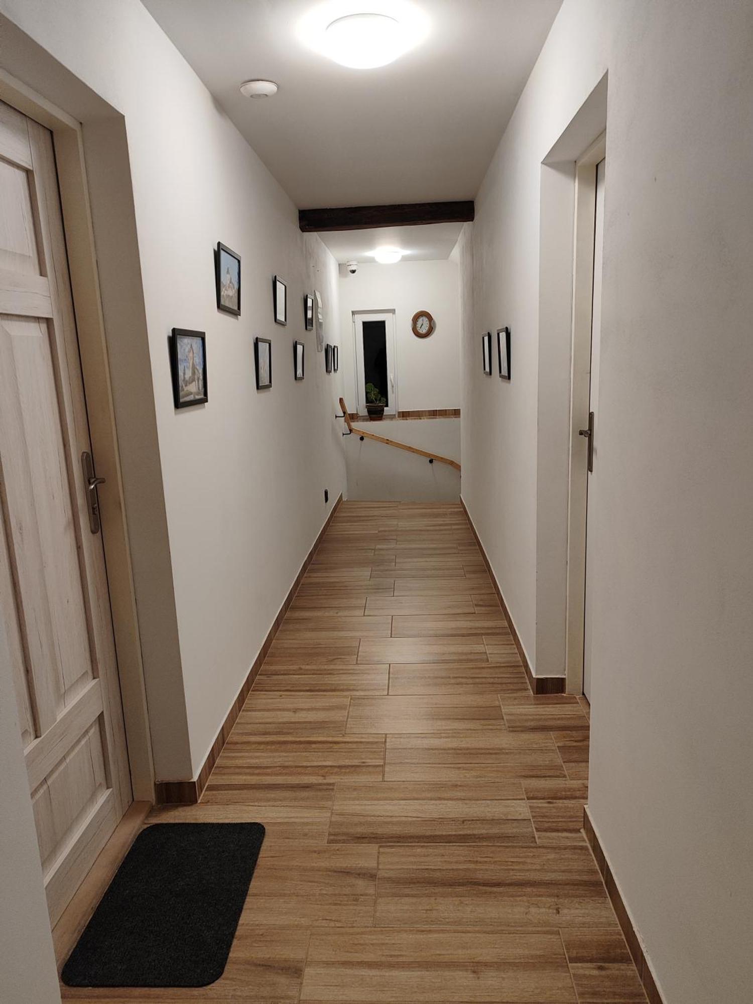 Kralovak Appartement Králŭv Dvŭr Buitenkant foto