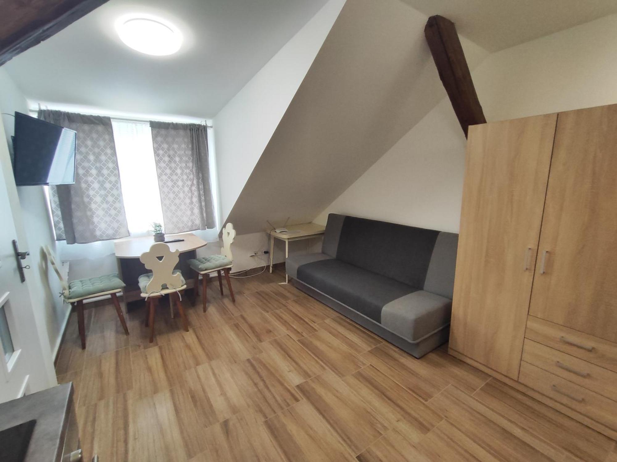 Kralovak Appartement Králŭv Dvŭr Buitenkant foto